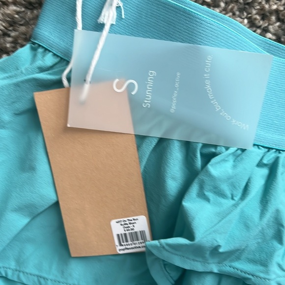 NWT POPFLEX On The Run Ruffle Shorts S in color “Oasis” - Picture 3 of 14